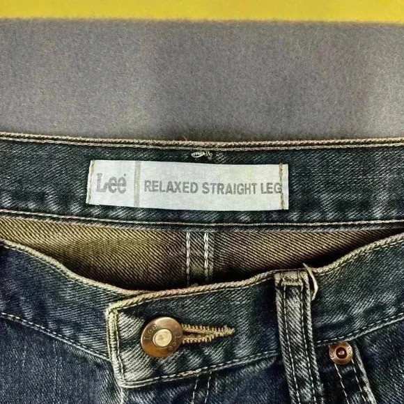 Lee relaxed Straight Leg Jeans Men’s 36x32 Blue Denim faded comfortable (0280) - Picture 2 of 10